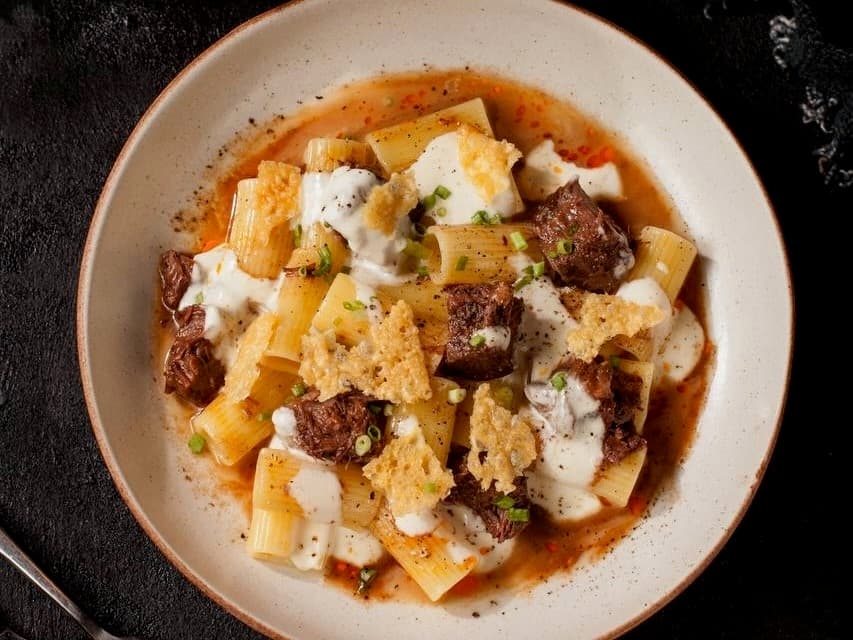 RIGATONI WITH SLOW-COOKED BEEF