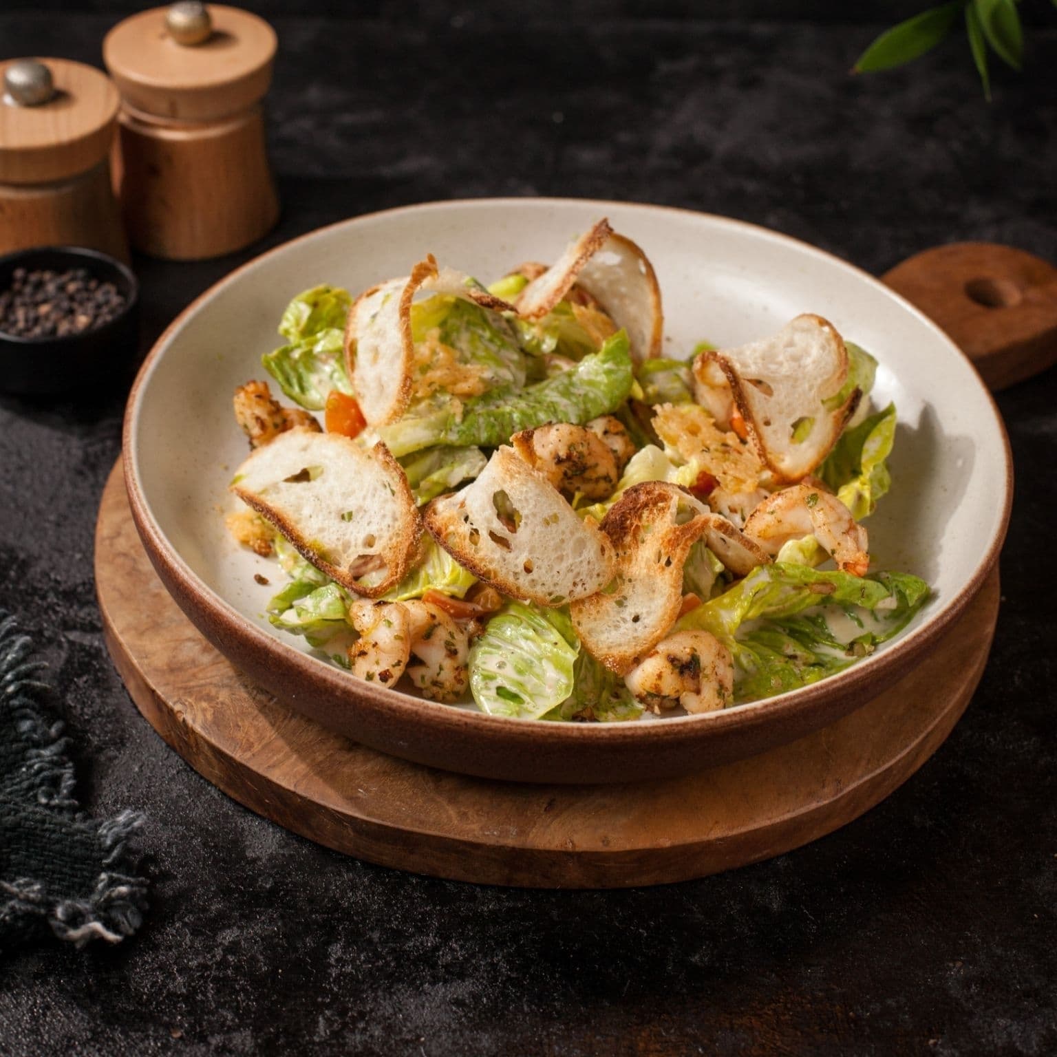 CAESAR SALAD WITH SHRIMPS